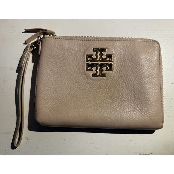 Tory Burch Britten Zip Pouch Tan Pebbled Leather Wristlet Wallet Wrist Strap - Picture 3 of 10